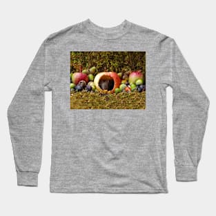 wild house mouse  in a apple Long Sleeve T-Shirt